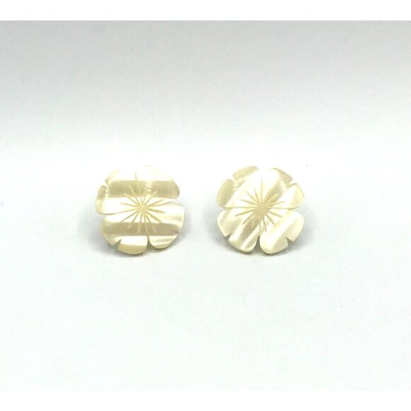Vintage 1950's Mother of Pearl Flower Earrings post back - Picture 1 of 4
